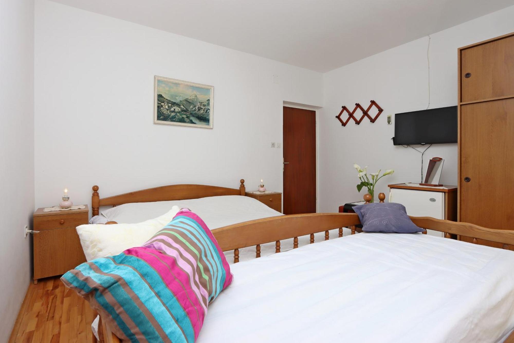 Apartments And Rooms By The Sea Banjol, Rab - 19692 Kamer foto